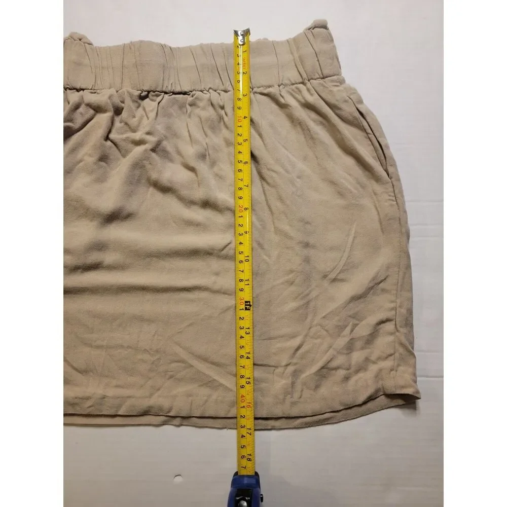 Aqua‎  Size L Above Knee/mid Thigh Length Beige Skirt